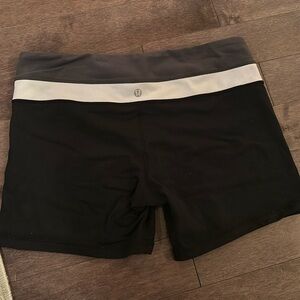 Lululemon bike shorts. Size 10. Reversible!